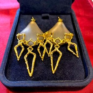 💥For the DIVA in you ALEXUS BILLAR earrings. ***********ON HOLD*********